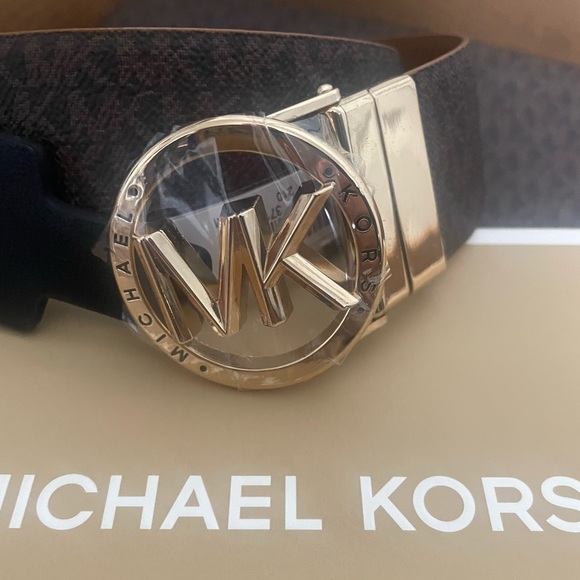 Bell - Picture 2 of 5